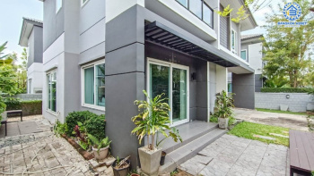 *****บ้านเดี่ยวมือสองย่านนนทบุรี ม.เดอะซิตี้ บางใหญ่ เนื้อที่กว้างขวางถึง 52.7 ตร.ว. ฟังก์ชันจัดเต็ม 4 ห้องนอน 3 ห้องน้ำ 2 ที่จอดรถ ตกแต่งเฟอร์นิเจอร์พร้อมอยู่ แถมฟรี! 4 เครื่องปรับอากาศ, 2 เครื่องทำน้ำอุ่น บนทำเลเยี่ยม ใกล้เซ็นทรัลเวสต์เกต และรถไฟฟ้าสายสีม่วง "สถานีคลองบางไผ่"